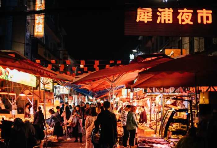 美国人坦言中国不可怕，可怕的是凌晨三点钟，中国街道还有很多人